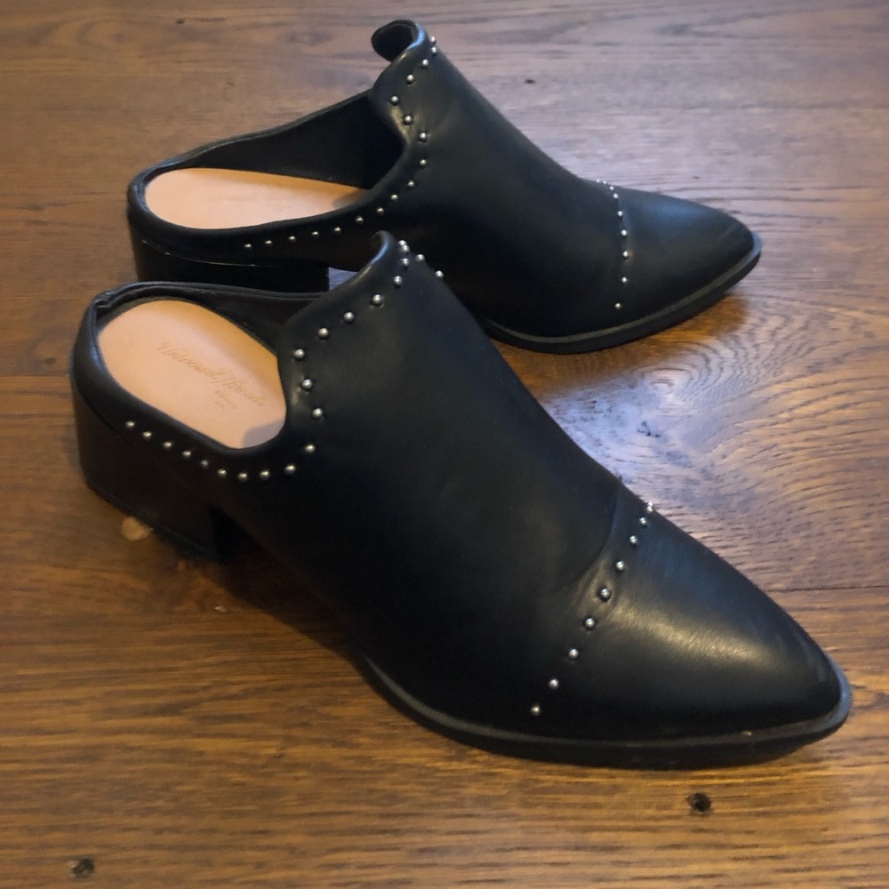Universal Thread Black Crista Studded Mules